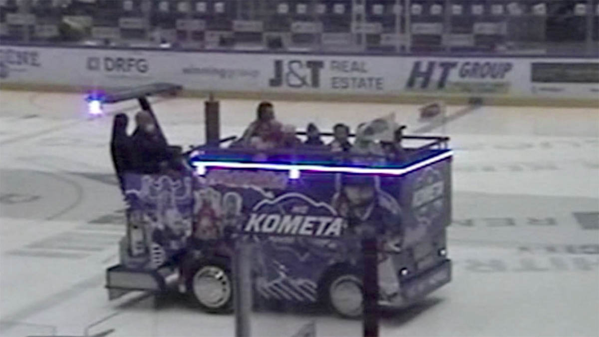 Sony RUVI a rolba pro děti na zápase hokejové Komety Sony RUVI a rolba pro děti na zápase hokejové Komety