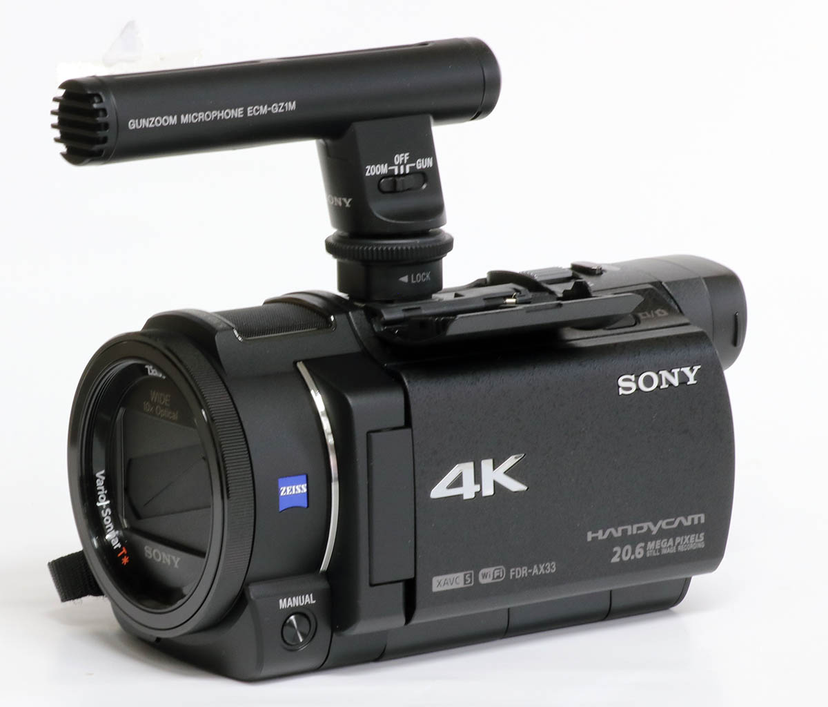 Videokamera Sony AX33 s mikrofonem Videokamera Sony AX33 s mikrofonem