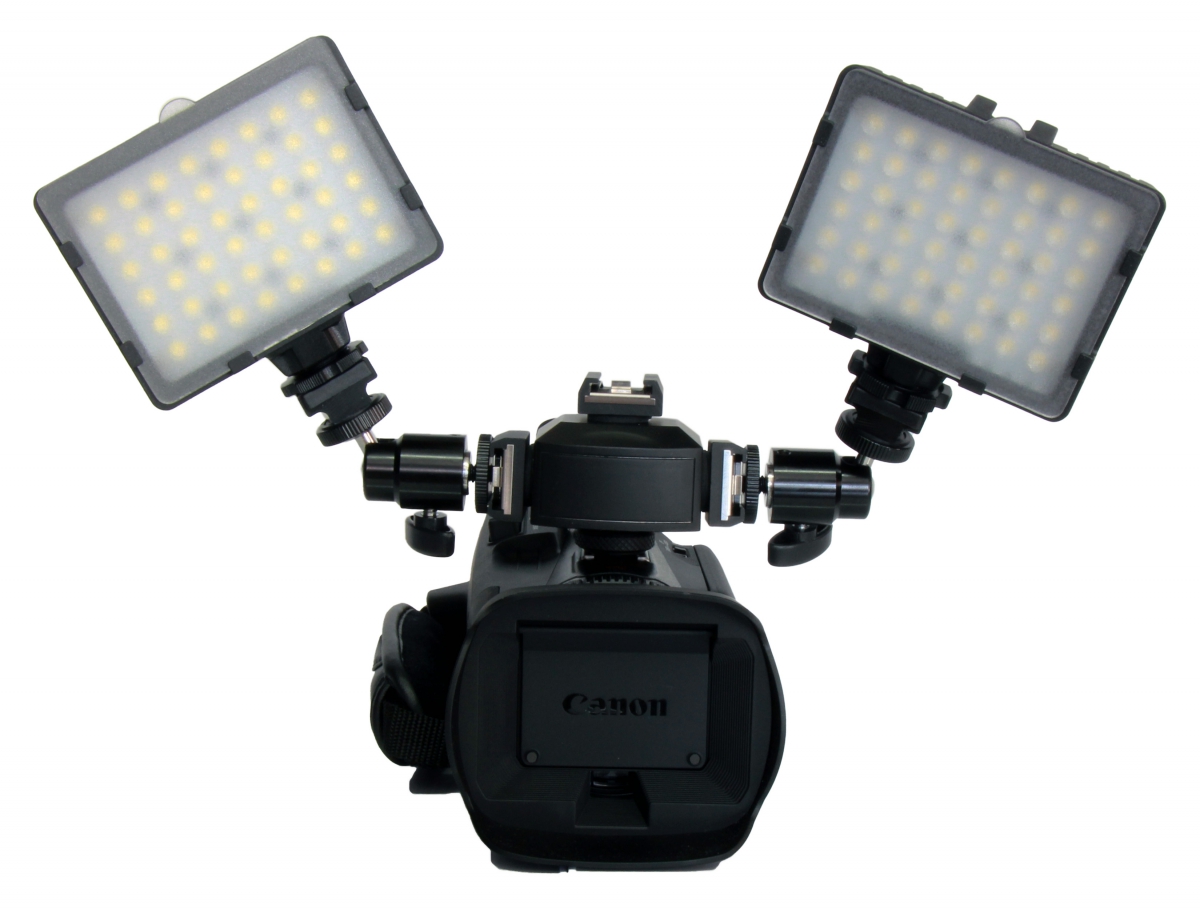 Videokamera Canon HF G30 s kloubovou redukcí a 2mi LED světly Videokamera Canon HF G30 s kloubovou redukcí a 2mi LED světly