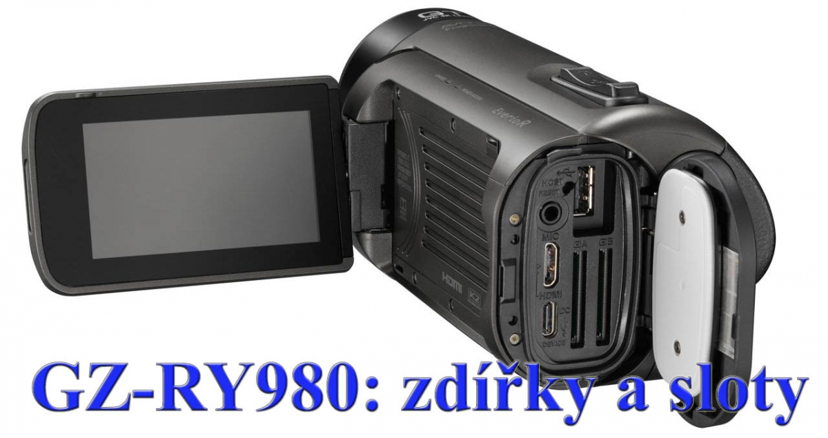 Videokamera JVC GZ-RY980 v zadním detailu: zdířky Videokamera JVC GZ-RY980 v zadním detailu: zdířky