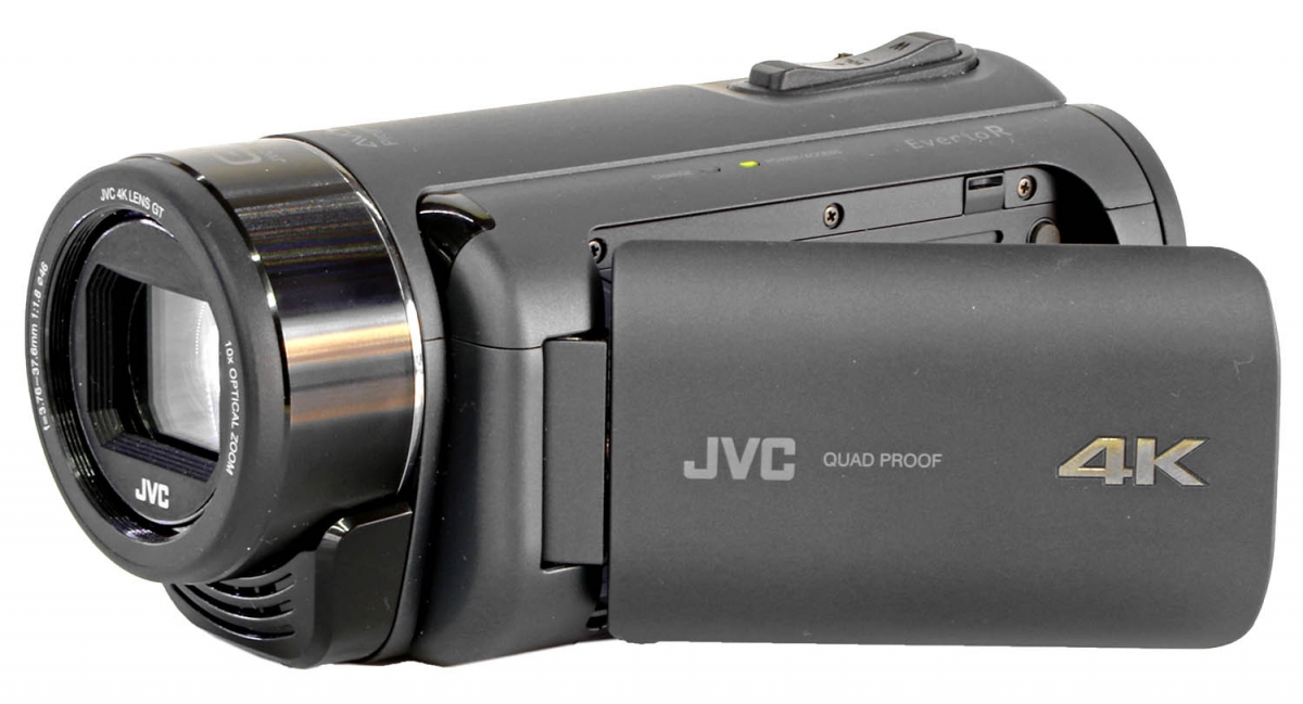 Videokamera JVC GZ-RY980 v plné zbroji v perspektivě Videokamera JVC GZ-RY980 v plné zbroji v perspektivě