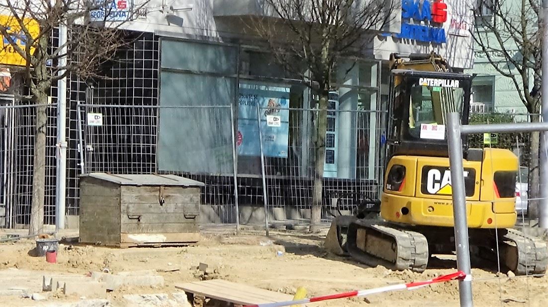 Brno Minská - rekonstrukce před Spořitelnou... Brno Minská - rekonstrukce před Spořitelnou...