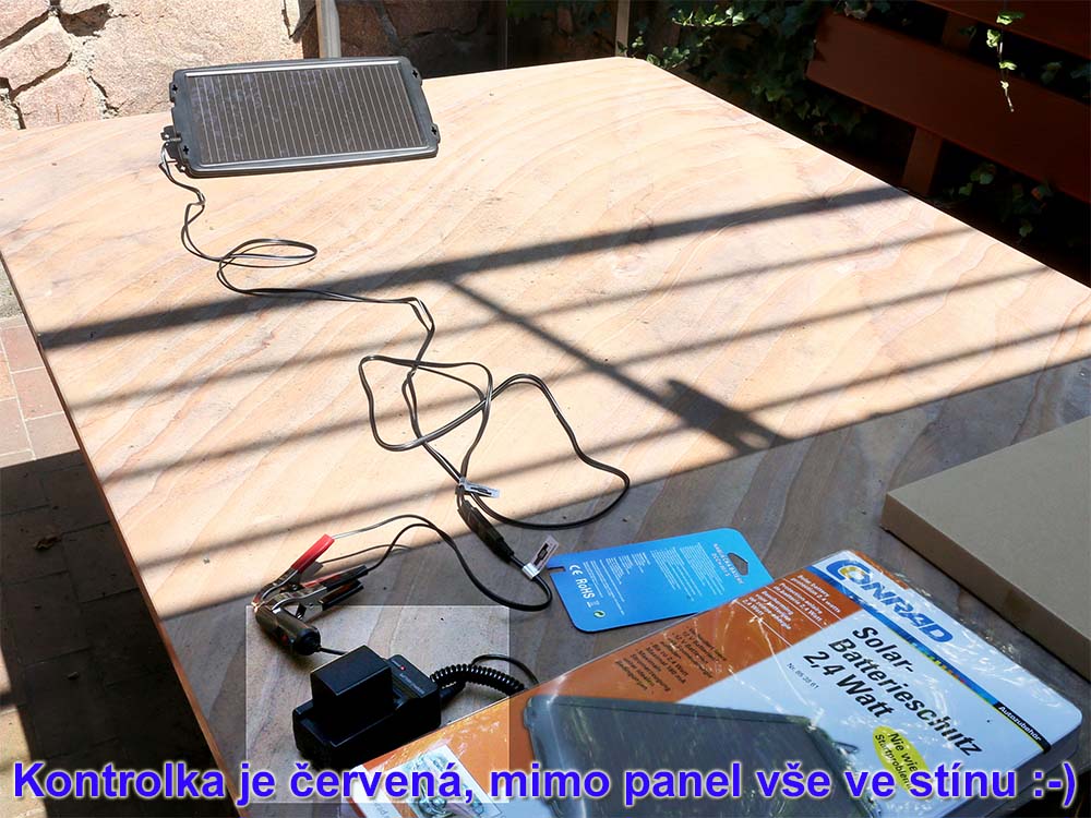 Fotovoltaický panel v akci... Fotovoltaický panel v akci...