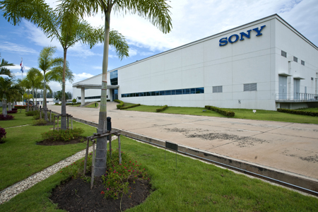 Jeden z výrobních závodů firmy Sony Jeden z výrobních závodů firmy Sony