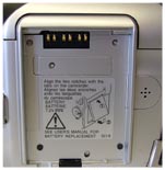 Detail uložení akumulátoru DX37 (Klikni pro zvětšení)